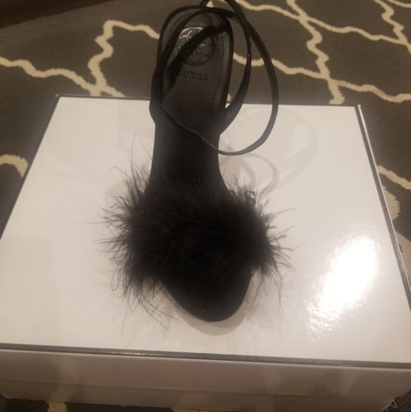 Heels - Picture 2 of 3